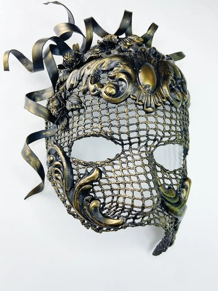 Armor Up! Thermoplastics: Cosplay Props, Armor & Accessories