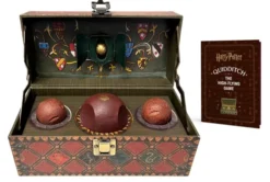 Harry Potter Collectible Quidditch Set (Includes Removeable Golden Snitch!): Revised Edition