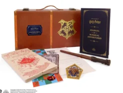 Harry Potter: Hogwarts Trunk Collectible Set