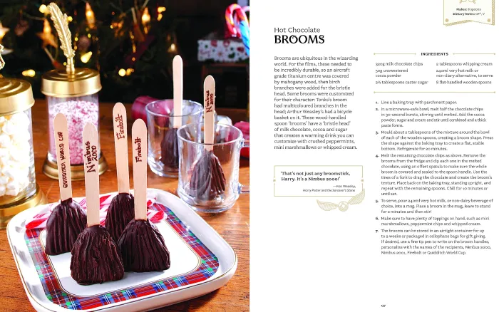 Harry Potter: Official Christmas Cookbook: 50 Festive Recipes for All Harry Potter Fans