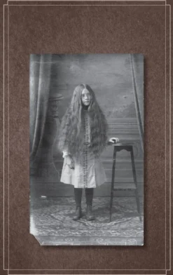 Hollow City: The Second Novel of Miss Peregrine's Peculiar Children