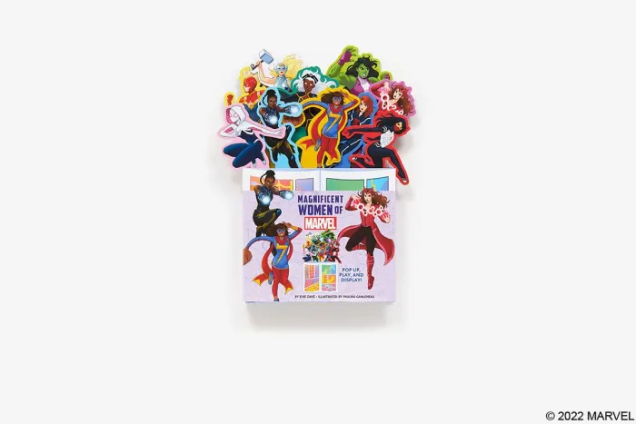 Magnificent Women of Marvel: Pop Up, Play, and Display!