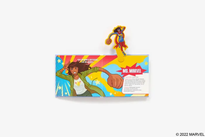 Magnificent Women of Marvel: Pop Up, Play, and Display!