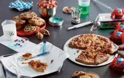 Marvel: Avengers Campus: The Official Cookbook