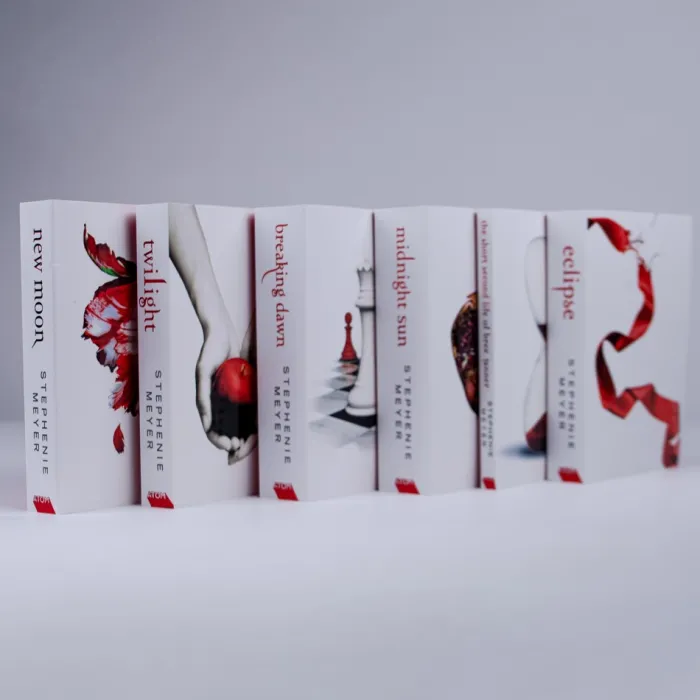 Twilight Saga 6 Book Set (White Cover)
